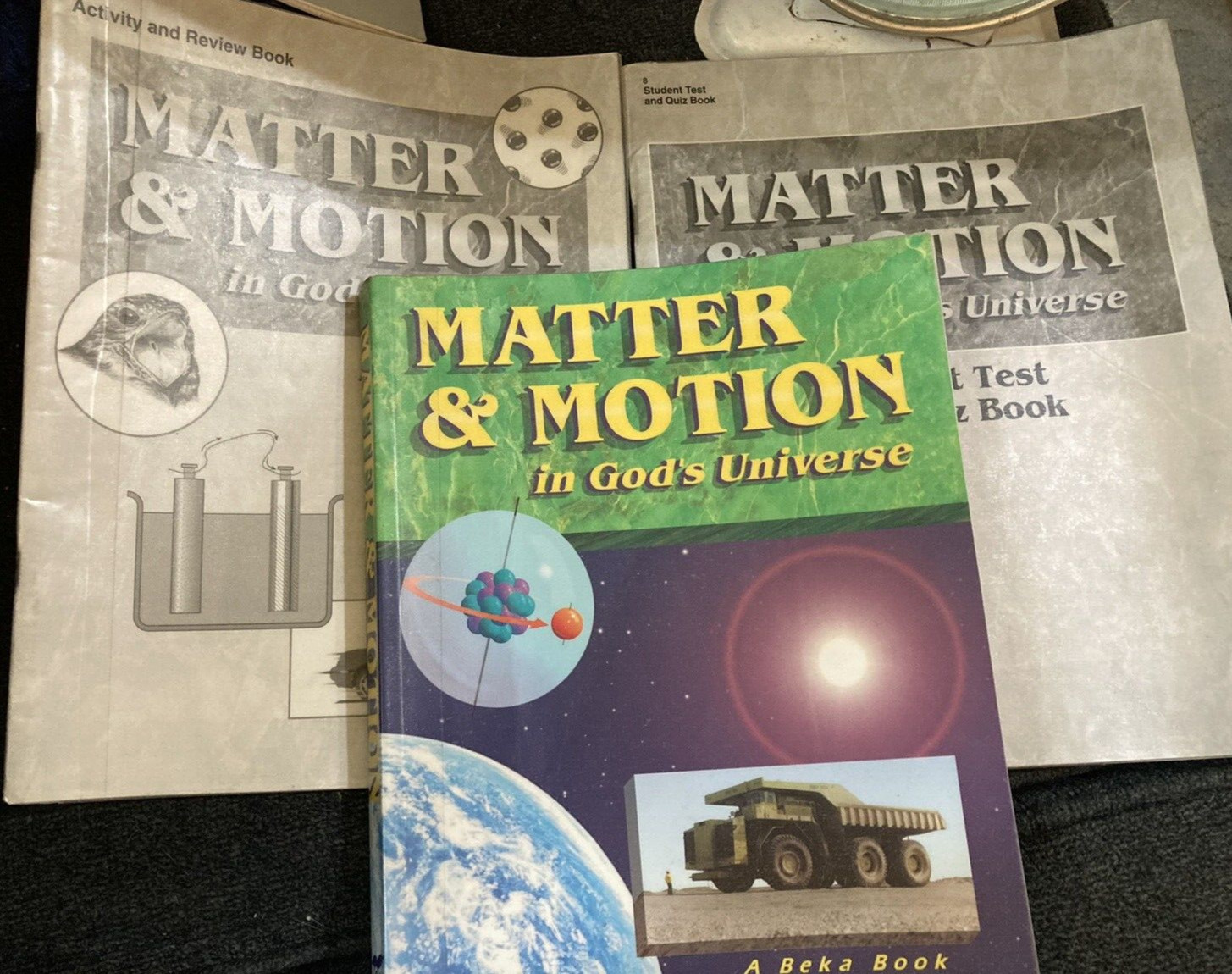 A Beka Gr.8 Matter & Motion in God’s Universe 8 stud. ed./Test/Quiz/Act./Rev set
