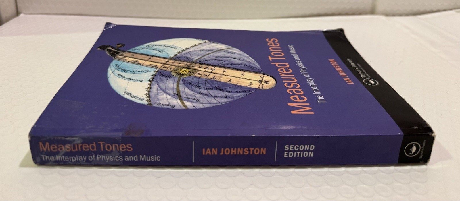 Measured Tones: The Interplay of Physics and Music,2nd Edition