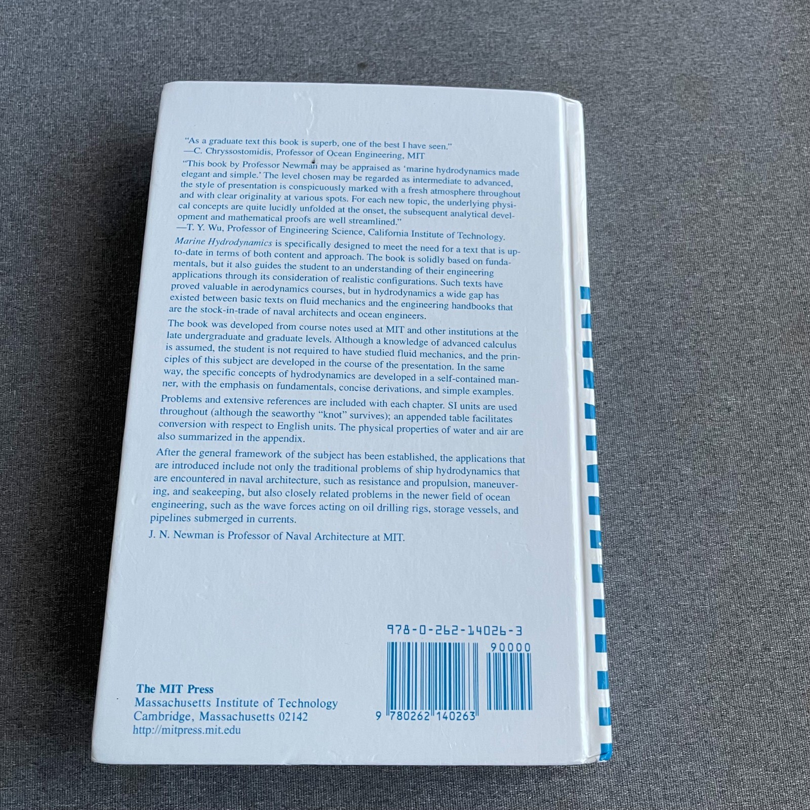 livro marine hydrodynamics j n newman Ed. 1997 Hardcover