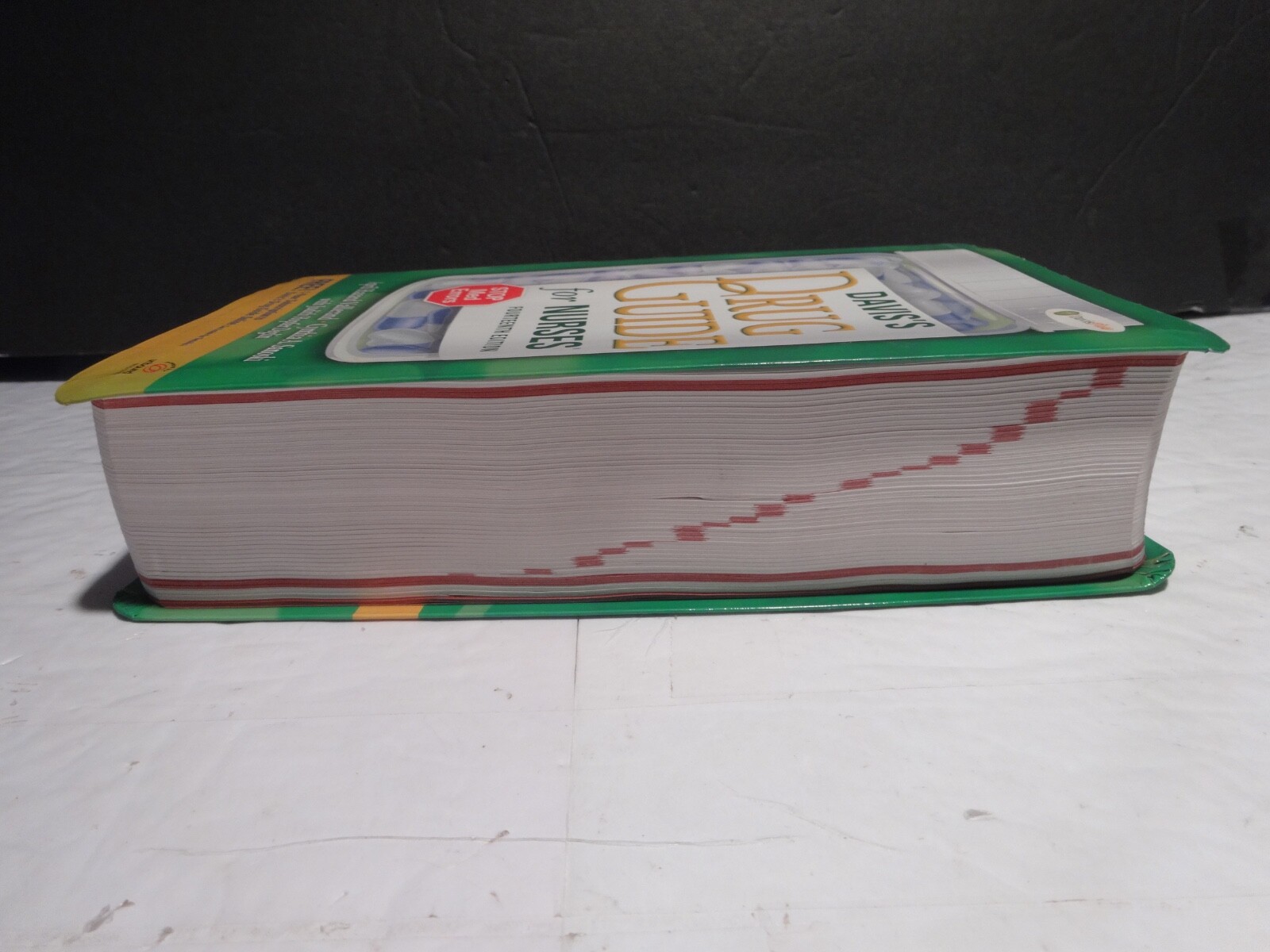 Davis’s Drug Guide for Nurses – Paperback – Excellent Fourteenth Edition
