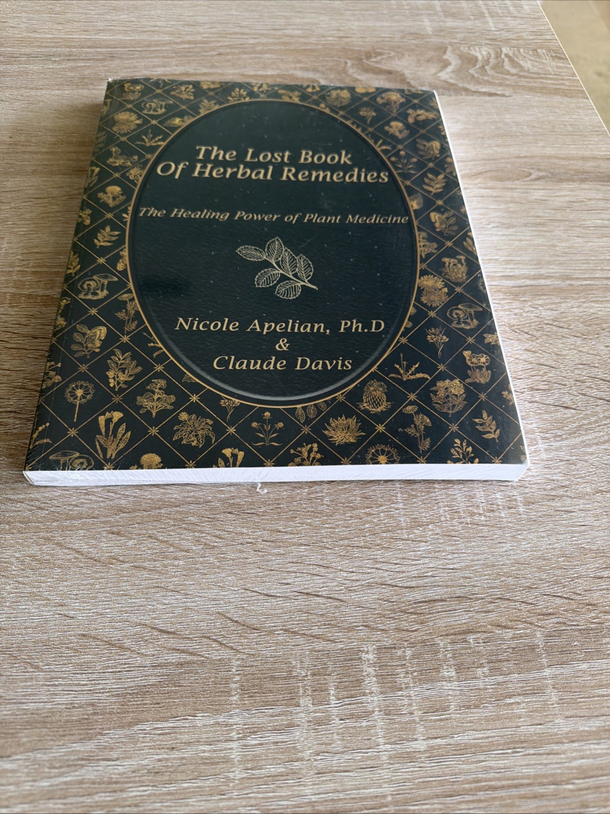NEW SEALED The Lost Book of Herbal Remedies (paperback with color pictures)